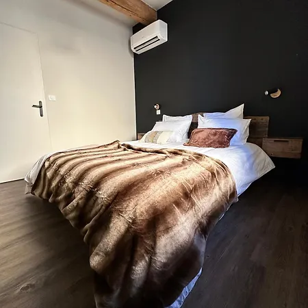 Appartement La Jouvence - à Thème, Avec Balcon Vue Saône Et Climatisés Saint-Laurent-sur-Saone