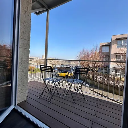 La Jouvence - à Thème, Avec Balcon Vue Saône Et Climatisés Appartement