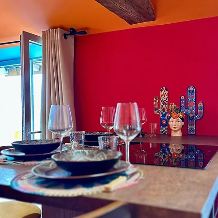 Appartement La Jouvence - à Thème, Avec Balcon Vue Saône Et Climatisés *