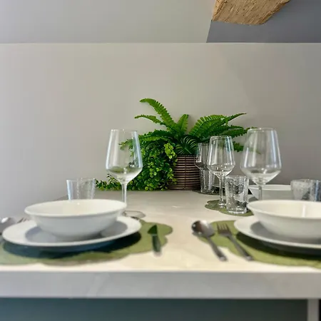 La Jouvence - A Theme, Avec Balcon Vue Saone Et Climatises Appartement