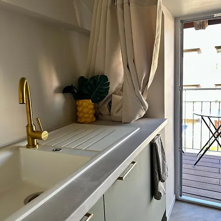 Appartement La Jouvence - A Theme, Avec Balcon Vue Saone Et Climatises Saint-Laurent-sur-Saone